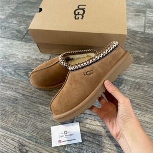 Sold Out Everywhere! Brand New UGG Tasman II Slippers Chestnut (Kids) Size 13